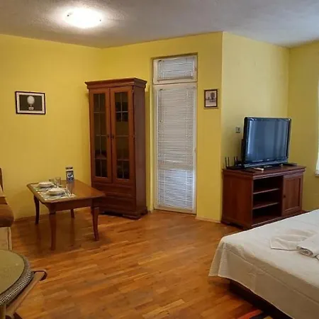 и за гости тасеви парк аязмо град загора Stara Zagora