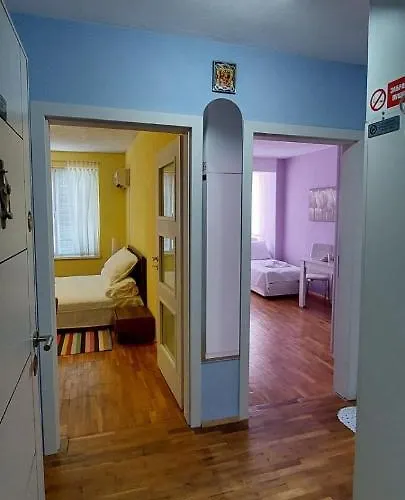 и за гости тасеви парк аязмо град загора Apartament *