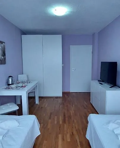 и за гости тасеви парк аязмо град загора * Stara Zagora